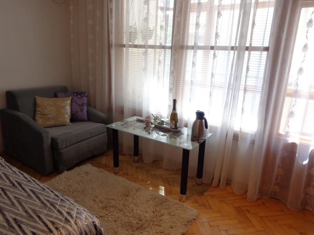 Zoya Apartment Burgas ภายนอก รูปภาพ