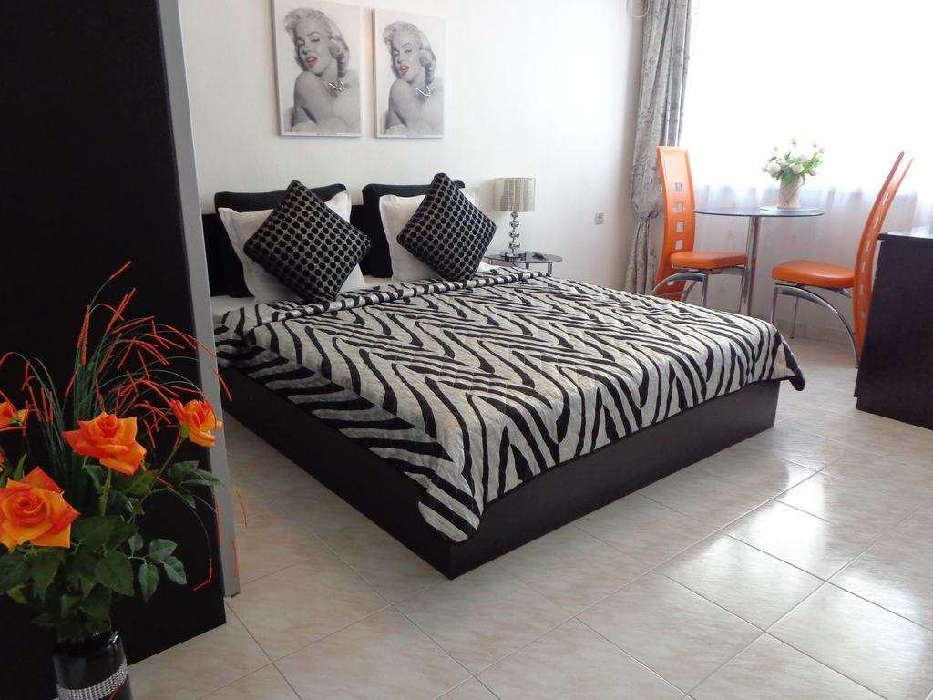 Zoya Apartment Burgas ภายนอก รูปภาพ